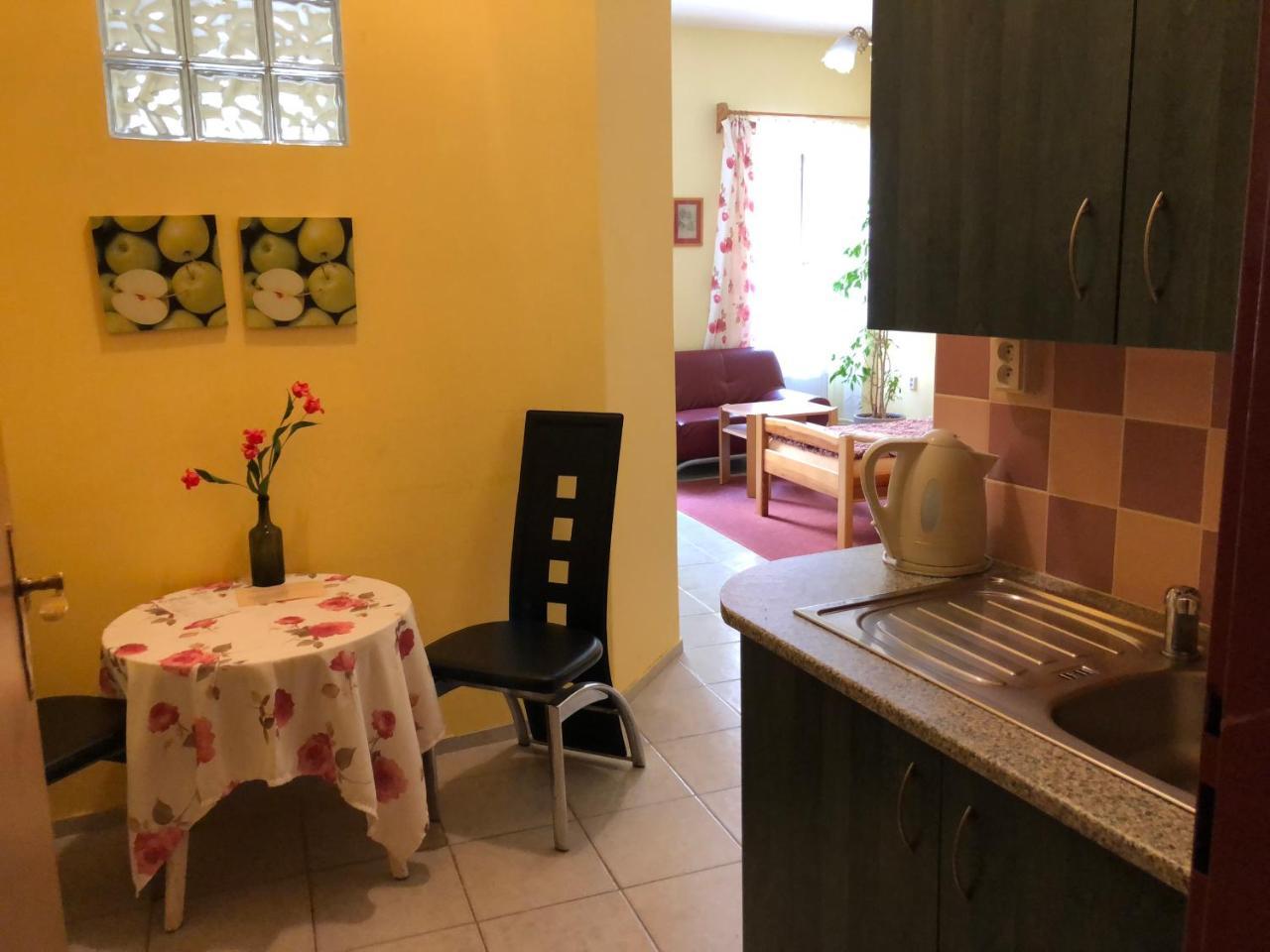 Guest House U Nahonu Chrudim Zewnętrze zdjęcie